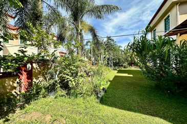 Jalan Warisan Setia 5/9