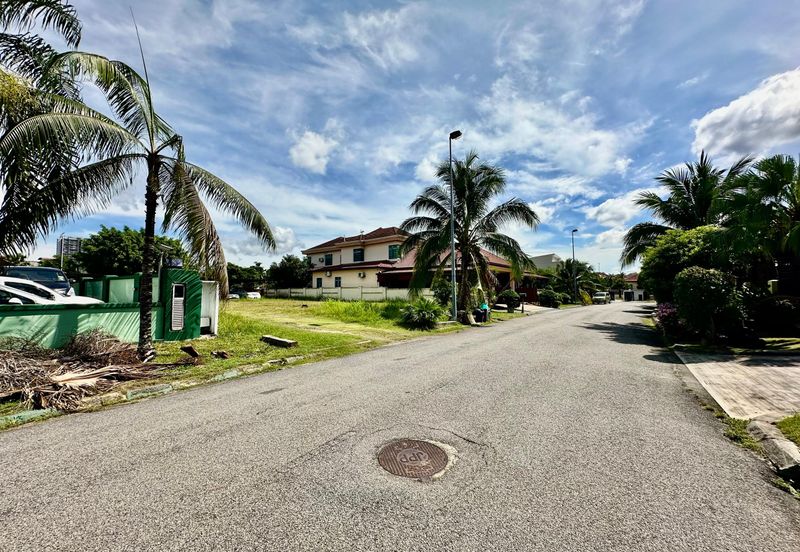 Jalan Warisan Setia 5/9