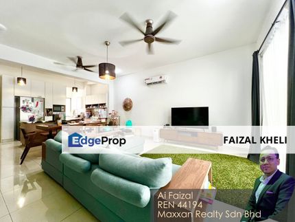 2.5 STOREY TERRACE HOUSE IN LAKE POINT RESIDENCE, CYBER 11, CYBERJAYA, Selangor, Cyberjaya