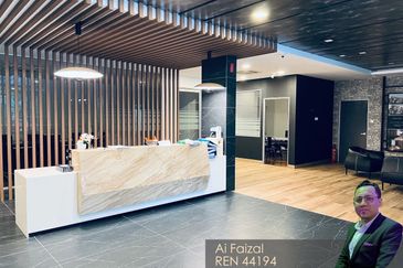 Bukit Jelutong Business And Technology Centre