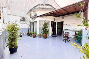 Vista Millennium Condominiums