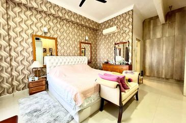 Vista Millennium Condominiums