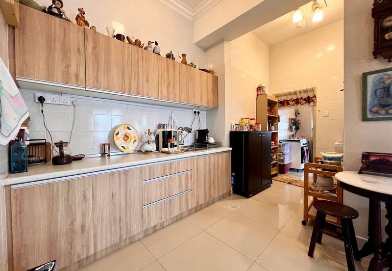 Vista Millennium Condominiums