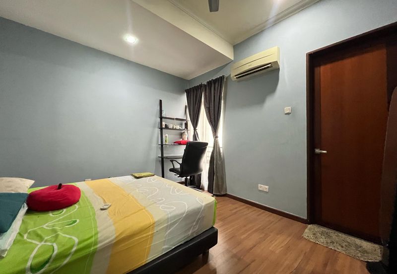 USJ Avenue @ USJ Heights