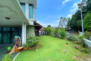 USJ Avenue @ USJ Heights