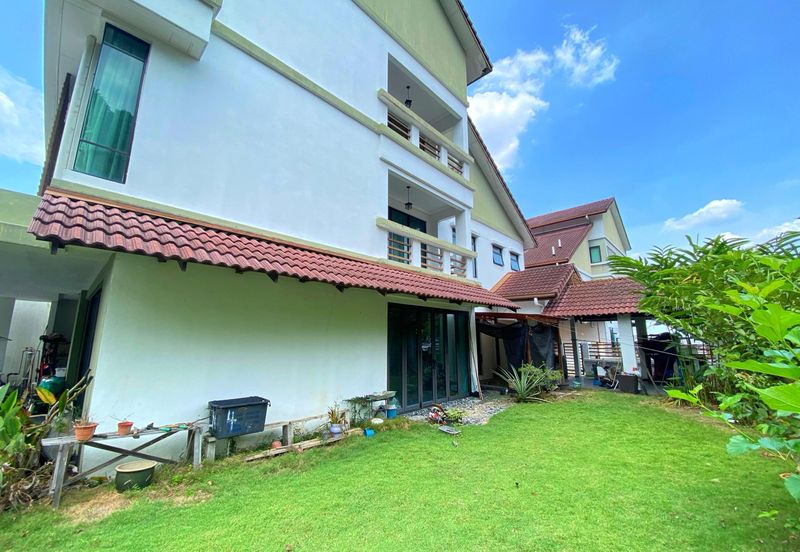 USJ Avenue @ USJ Heights