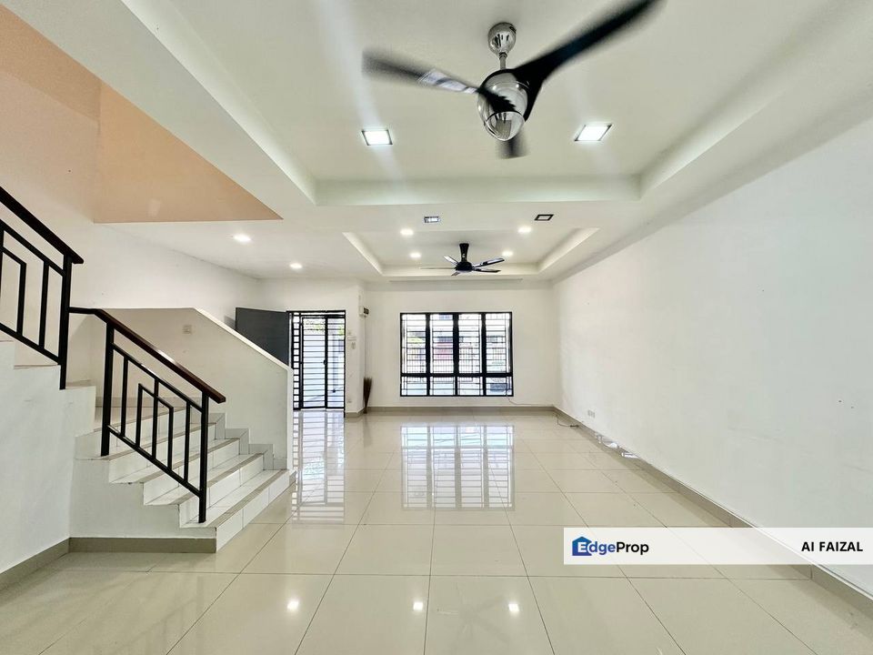 RENOVATED | Double Storey Terrace Phase 2A Semenyih Parklands, Beranang, Selangor, Semenyih