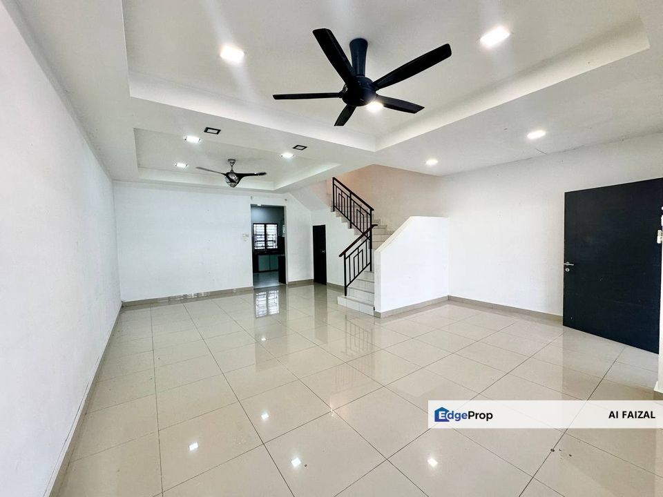 RENOVATED | Double Storey Terrace Phase 2A Semenyih Parklands, Beranang, Selangor, Semenyih