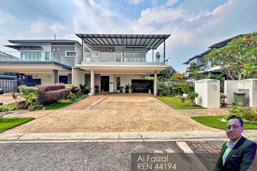 Bangi Lakehill Villas