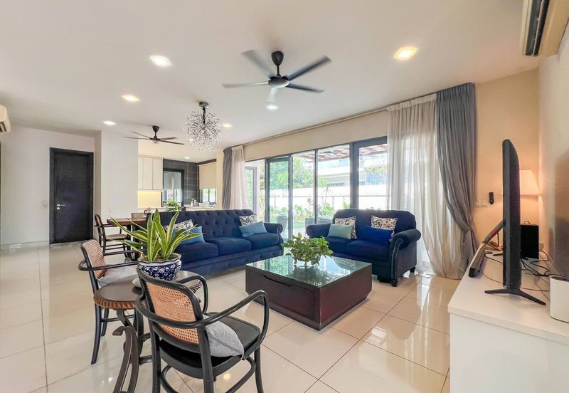 Bangi Lakehill Villas