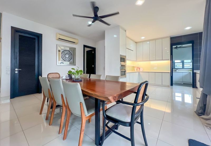 Bangi Lakehill Villas