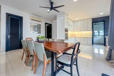 Bangi Lakehill Villas