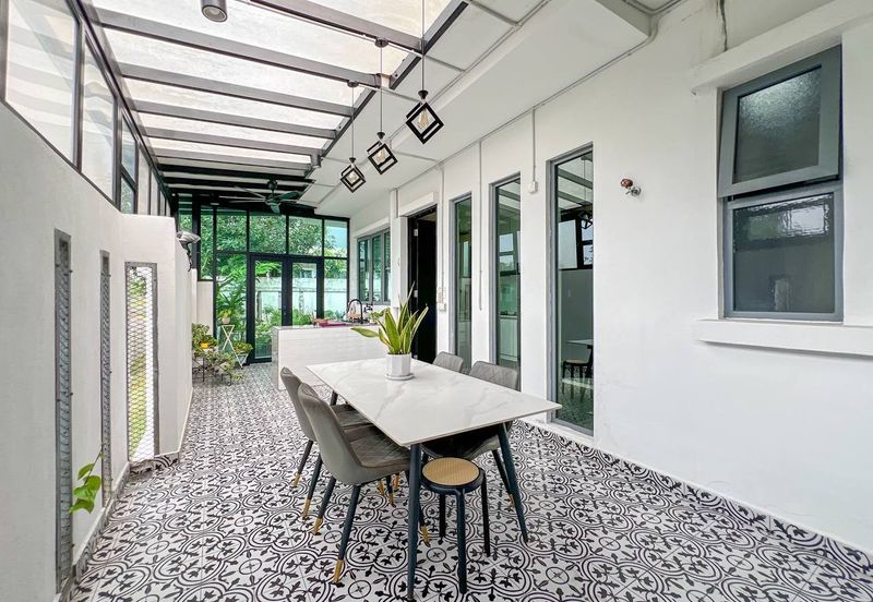 Bangi Lakehill Villas