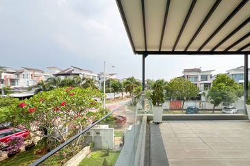 Bangi Lakehill Villas