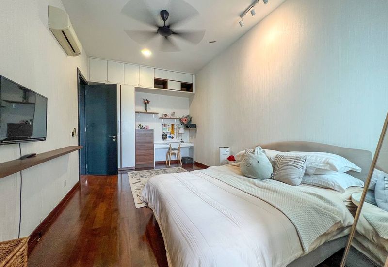 Bangi Lakehill Villas