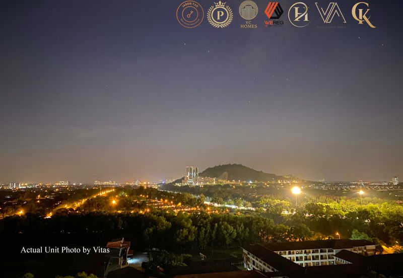 The Square @ One City