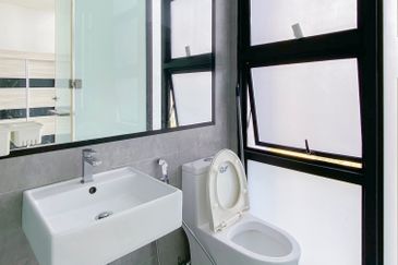 The Square @ One City