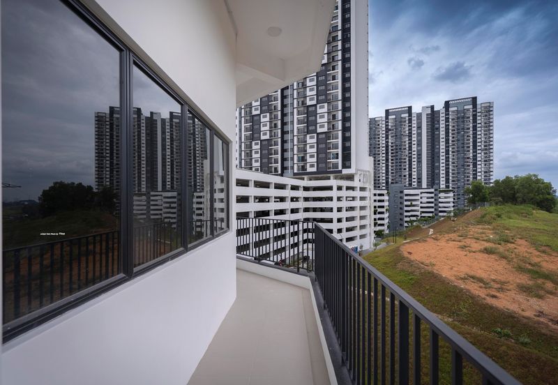 Hana Square @ Eco Ardence