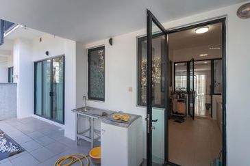 Duta Villa, Setia Alam