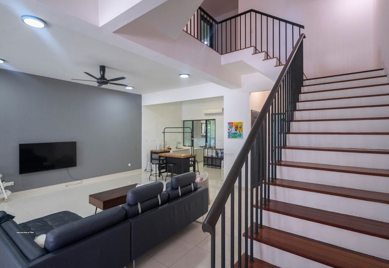 Duta Villa, Setia Alam