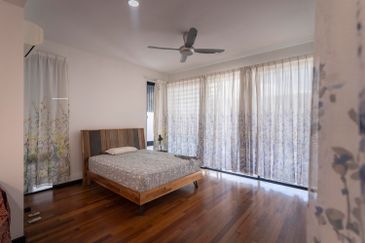 Duta Villa, Setia Alam