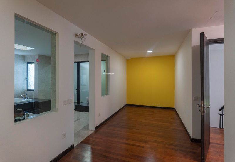 Duta Villa, Setia Alam