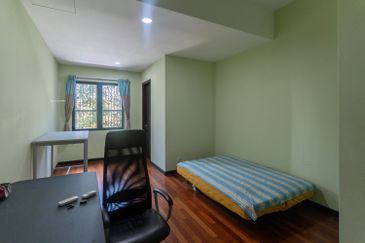 Duta Villa, Setia Alam