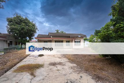 Banting Bungalow House (Jalan Kemboja), Selangor, Banting