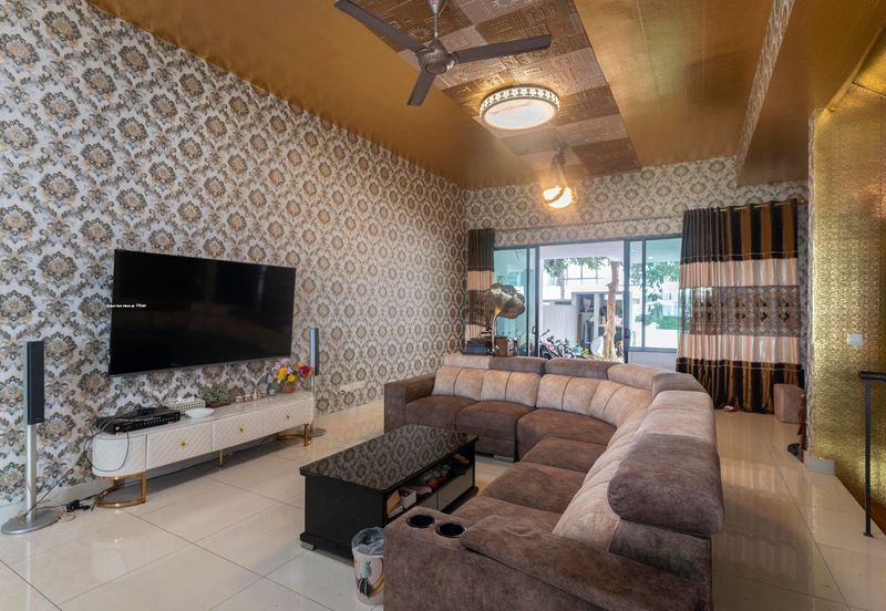 Duta Villa, Setia Alam