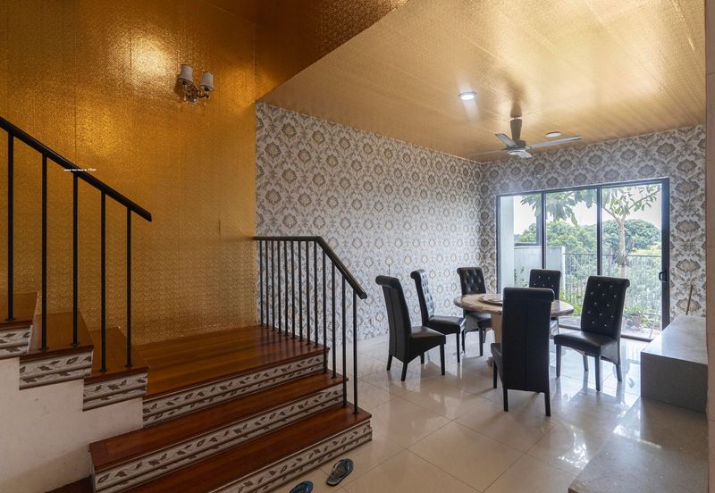 Duta Villa, Setia Alam