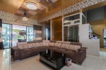 Duta Villa, Setia Alam