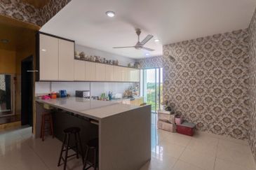 Duta Villa, Setia Alam