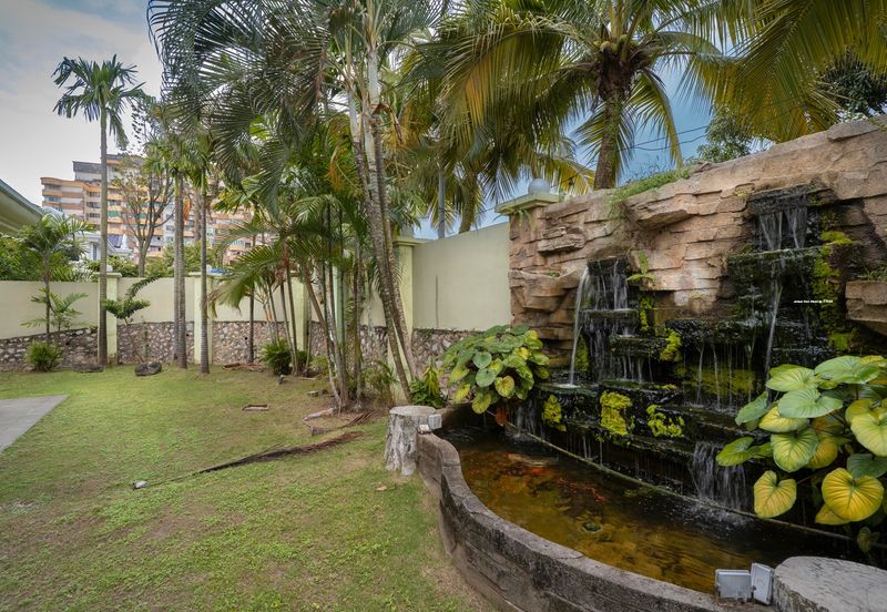 BBK Height Bungalow House