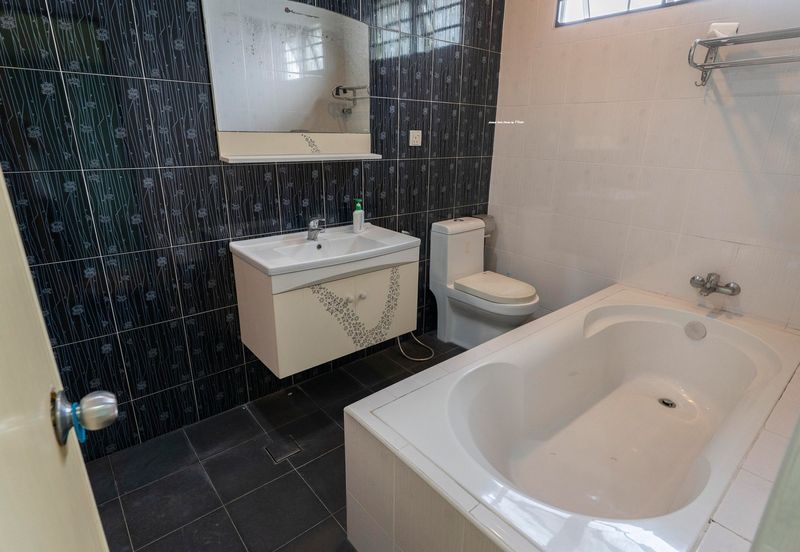 BBK Height Bungalow House