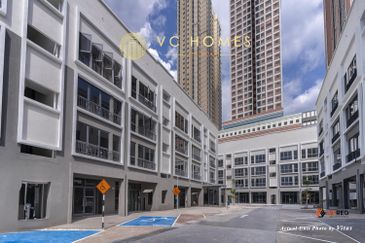 New Peninsular Shoplot, ready for viewing