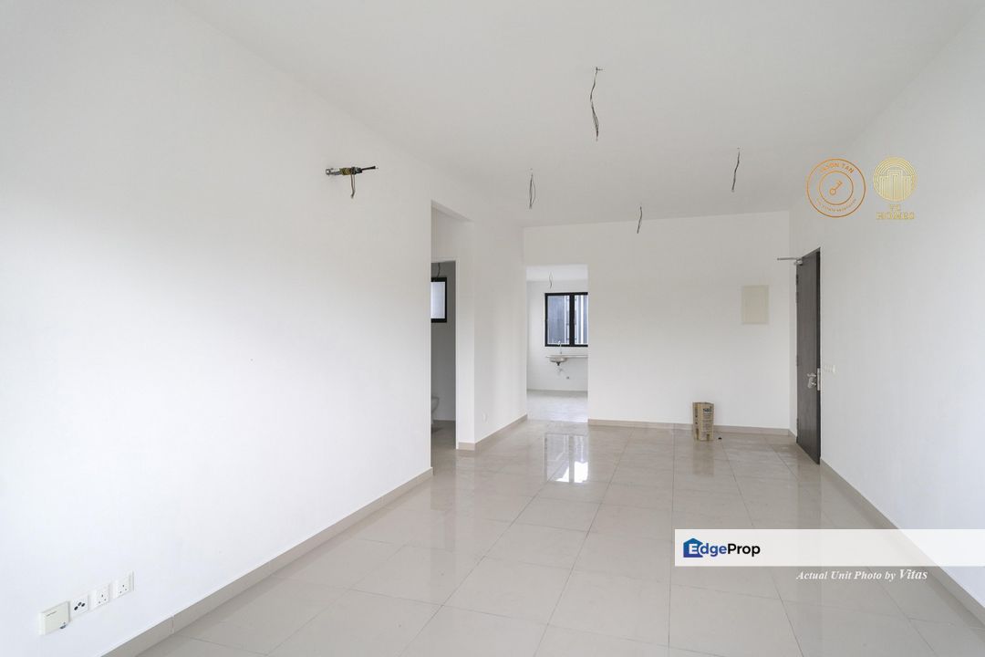 Balcony Unit, facing land, Selangor, Shah Alam