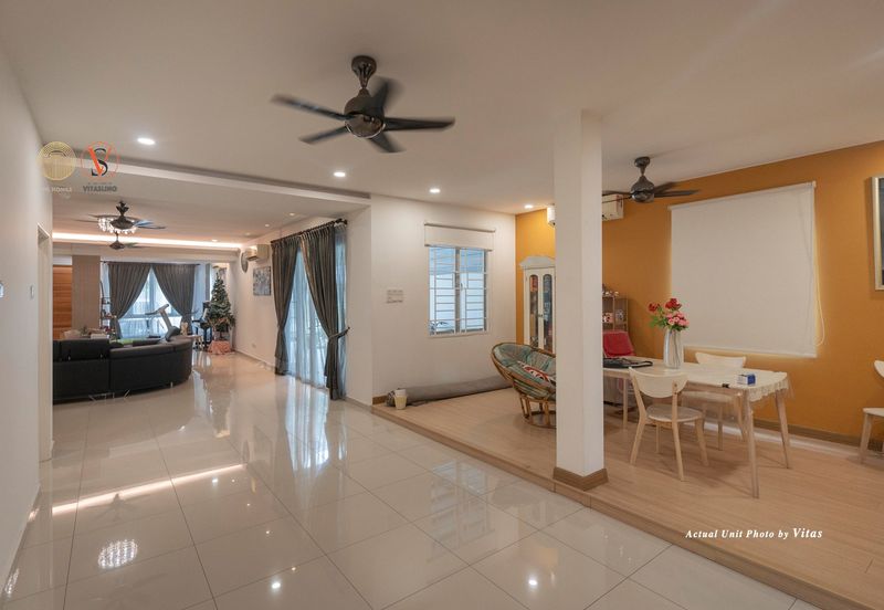 Jalan Penaga Lake View House