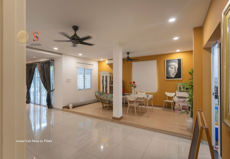 Jalan Penaga Lake View House