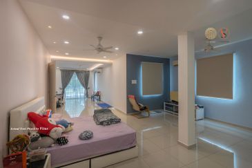 Jalan Penaga Lake View House