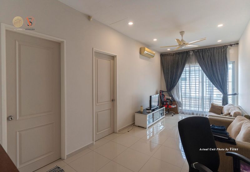 Jalan Penaga Lake View House