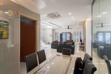 Anggun, Alam Nusantara