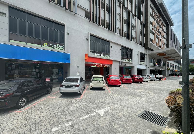 The Grand Subang SS15, Subang Jaya