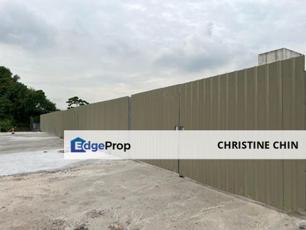 1.3acre Land with Warehouse for rent in Balakong, Selangor, Balakong