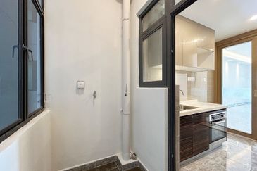 Puteri Cove Residences