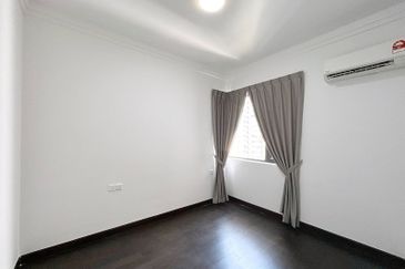 Puteri Cove Residences