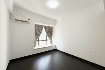 Puteri Cove Residences