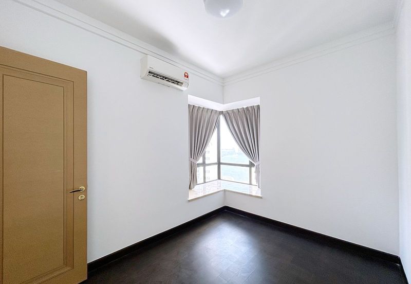 Puteri Cove Residences