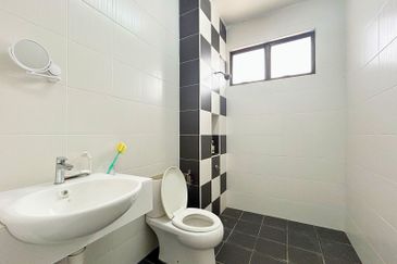 Meridin East The Greenway & The Eden