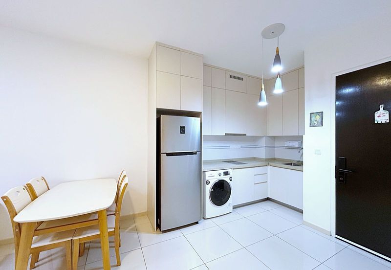 The M @ Medini Macrolink