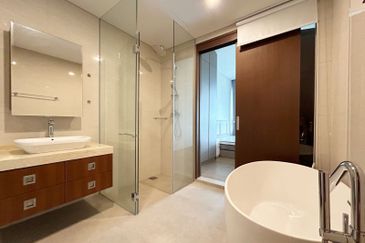 Puteri Cove Residences